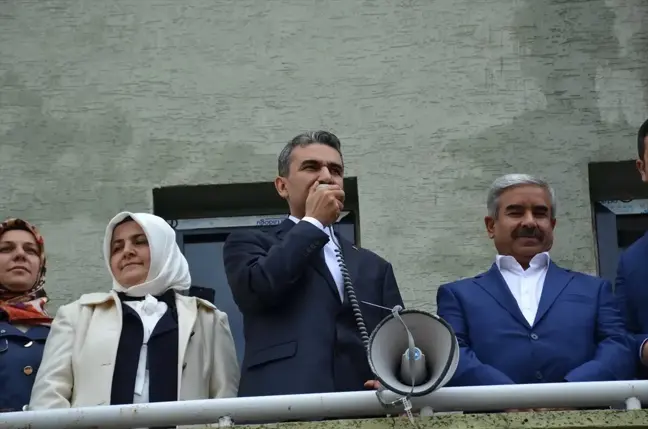 Gölbaşı ve Besni Belediye Başkanları Görevlerine Başladı