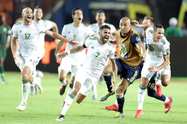 Afrika Uluslar Kupası'nda final heyecanı: Senegal - Cezayir