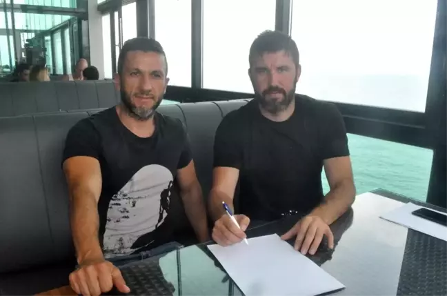 Zonguldak Kömürspor, Hakan Çevik'i transfer etti
