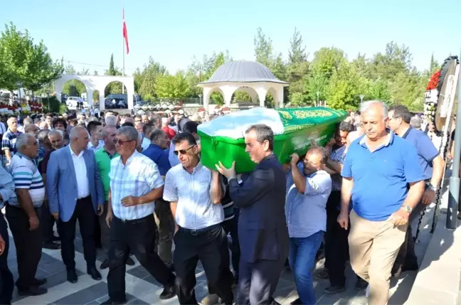 İş Bankası Genel Müdürü Bali'nin annesi son yolculuğuna uğurlandı