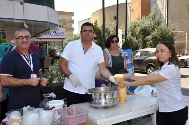 Ege Liva Hastanesi'nden 5 bin kişilik aşure hayrı