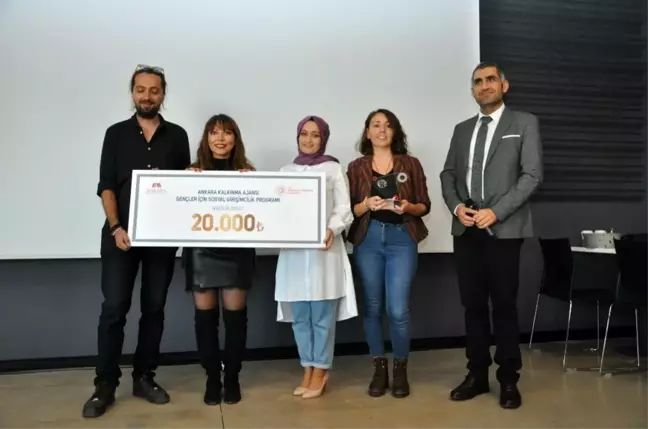 Ankara Kalkınma Ajansının 'Gençler için Sosyal Girişimcilik' programı ödülleri verildi
