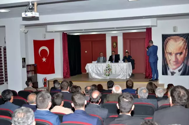 Hanönü'de halk toplantısı yapıldı
