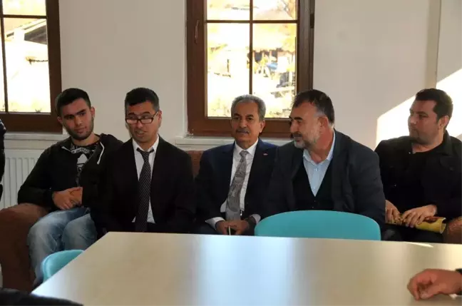 Başkan Akkaya, Engelsiz Yaşam Merkezi'ni ziyaret etti