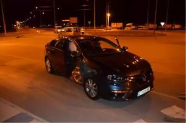 Aksaray'da hafif ticari araç ile otomobil çarpıştı: 8 yaralı