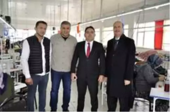 Şuhut'un ilk tekstil atölyesi faaliyete geçti