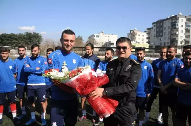 Güvenlik güçlerinden Cizrespor'a teşekkür ve destek ziyareti
