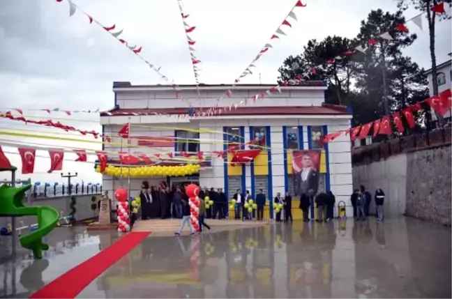 Almanya'da çalıştı, memleketinde anaokulu yaptırdı