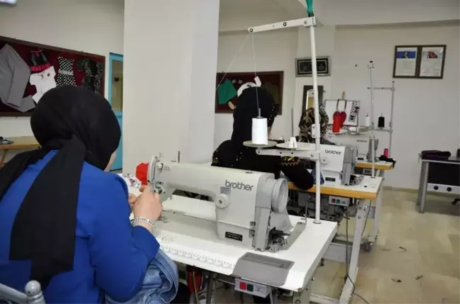 Kadın Kültür Merkezinde eğitimler sürüyor