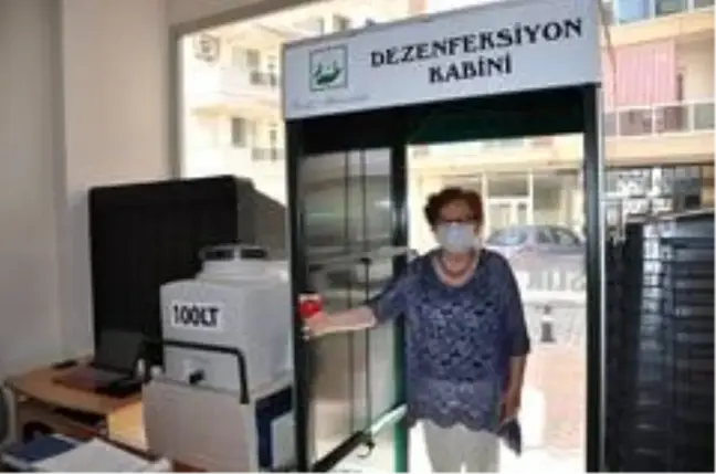 Milas'ta bir firma talep üzerine dezenfeksiyon kabini yaptı