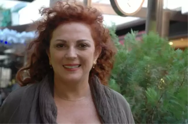 Derya Alabora kimdir, kaç yaşında? Derya Alabora dizileri filmleri!
