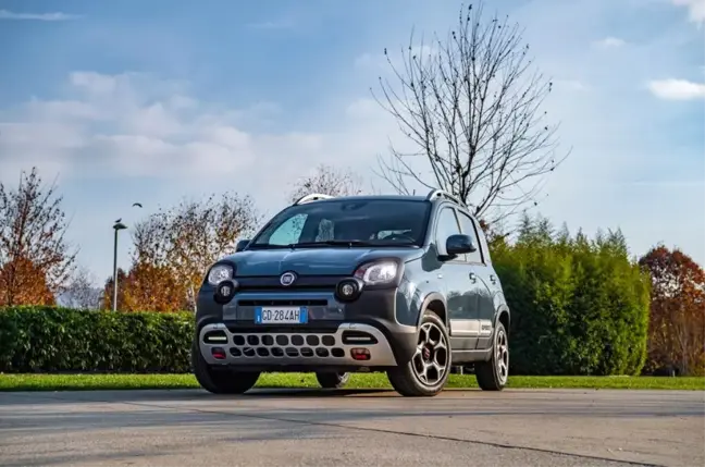 2021 model Fiat Panda hibrit motorla geliyor