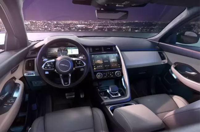 Güncellenen Jaguar E-PACE Türkiye'de