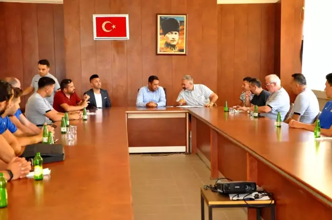 Sorgun Belediyespor'da toplu imza töreni