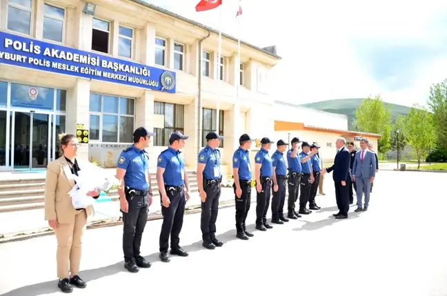 Polis Akademisi Başkanı Çolak, Bayburt POMEM öğrencileriyle biraraya geldi