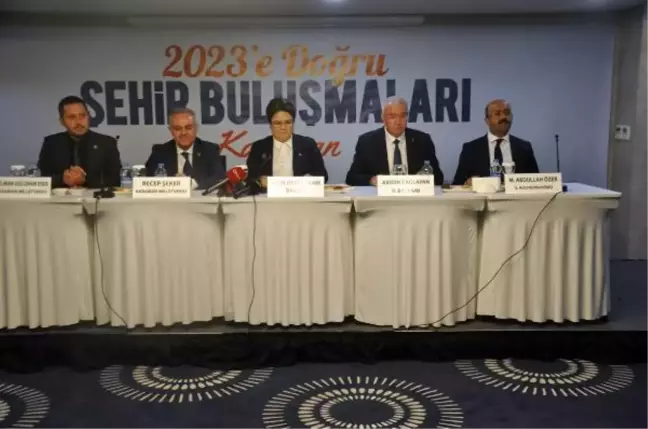 Bakan Yanık: Başörtüsünü sorun haline getiren siyasi irade, çözümden bahsediyor