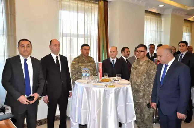 Kars'ta Aliyev'in 100'üncü doğum günü kutlandı