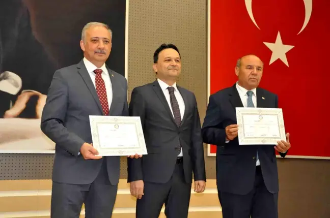 Muğla'dan seçilen 2 AK Parti Milletvekili mazbatasını aldı