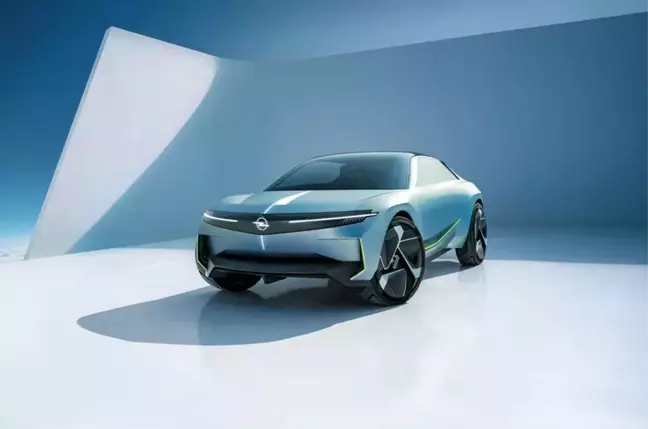 Opel yeni konsepti Experimental'in detaylarını paylaştı