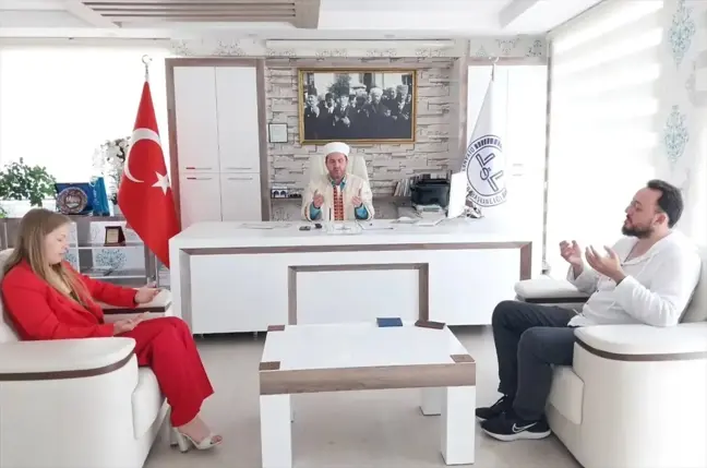 Ukraynalı Saksafon Sanatçısı Manavgat'ta Müslüman Oldu