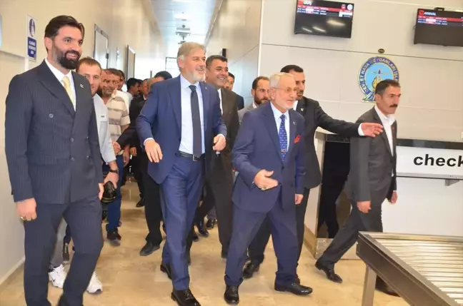Yeniden Refah Partisi Genel Başkan Yardımcısı Muş'ta ziyaretlerde bulundu