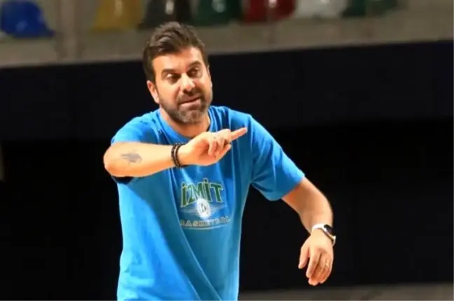 Mehmet Kavan Yapı İzmit Belediyespor, Emlak Konut maçının hazırlıklarını sürdürüyor