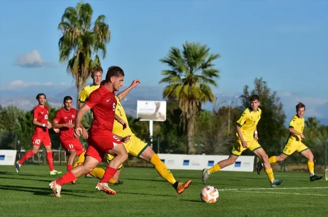 19 Yaş Altı Milli Futbol Takımı Litvanya'yı 3-1 Yendi