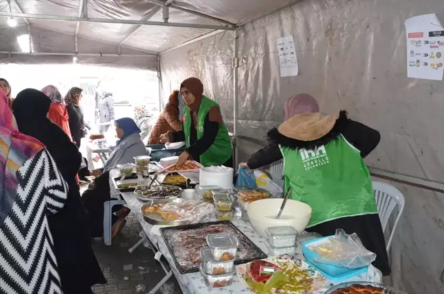 Afşin'de Filistinli çocuklar yararına kermes düzenlendi