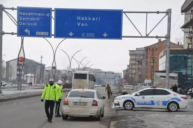 Yüksekova'da Hız Denetimi Yapıldı