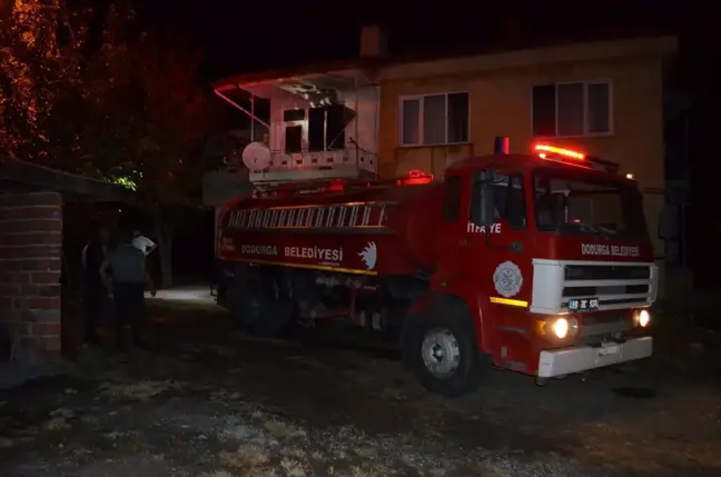 Çorum'un Dodurga ilçesinde evde çıkan yangın hasara neden oldu