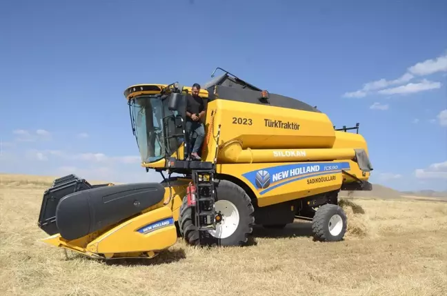 Muş'ta hububat hasadı başladı, biçerdöverler denetlendi