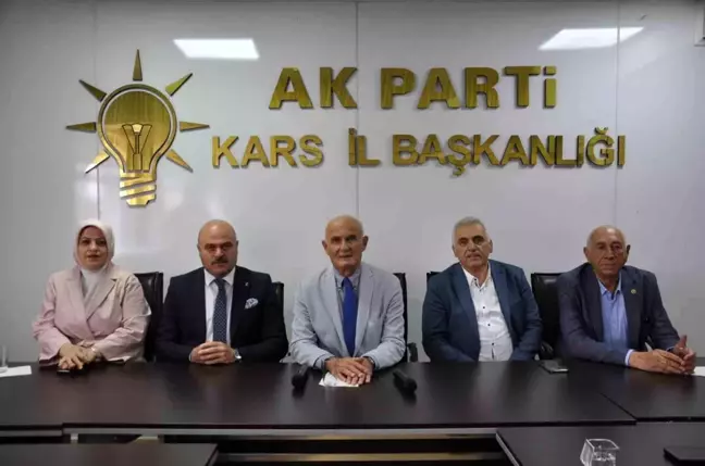 AK Parti Genel Başkan Yardımcısı Yusuf Ziya Yılmaz, Kars'ta basın mensuplarıyla bir araya geldi