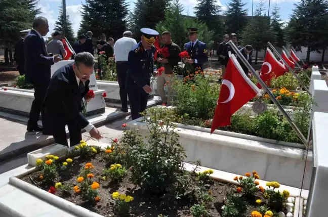 Eskişehir'in Düşman İşgalinden Kurtuluşunda Şehitler Anıldı