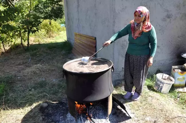 Batman Sason'da Üzüm Pekmezi Yapımı Başladı