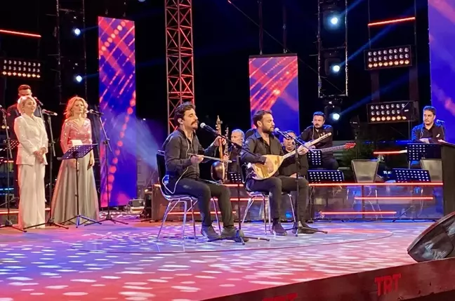 TRT Sanatçıları Şehir Konserleri Kırşehir'de Gerçekleştirildi