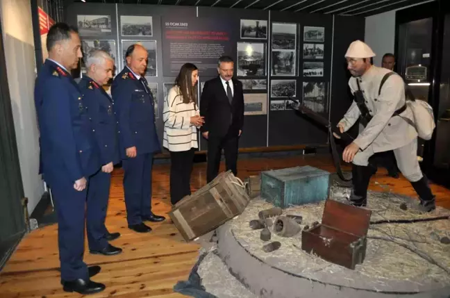 Vali Aksoy, Kurtuluş Savaşı'nda Atatürk'ün kaldığı konağı ziyaret etti