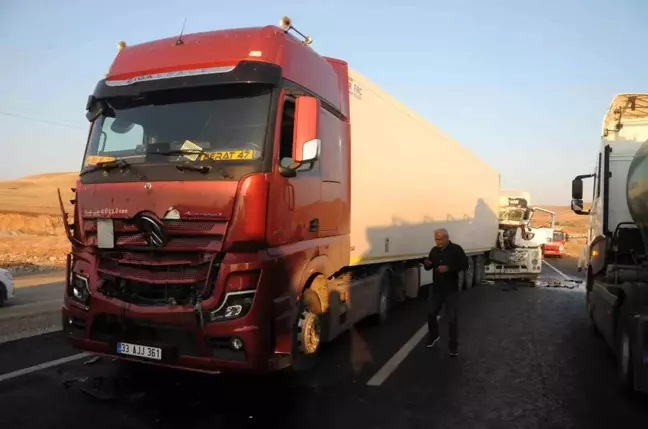 Şırnak'ta Zincirleme Trafik Kazası: 1 Yaralı