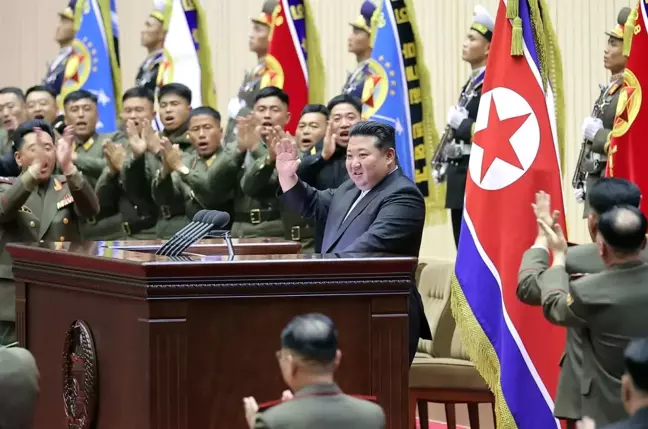 Kim Jong-Un: ABD'nin Silah Yardımları 3. Dünya Savaşı Tehdidi Oluşturuyor