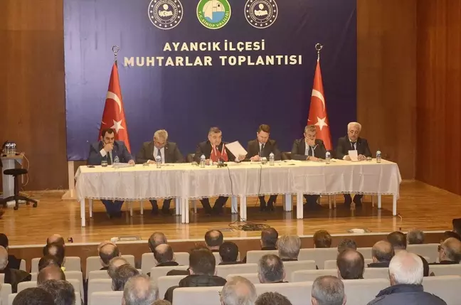 Ayancık'ta Muhtarlar Toplantısı Gerçekleşti