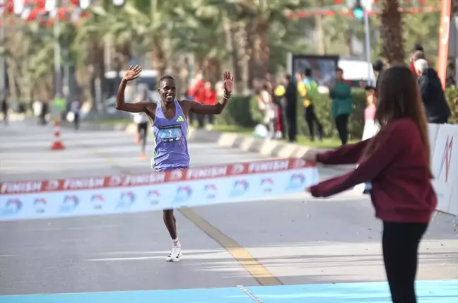 Mersin Maratonu'nda Rekorlar Kırıldı