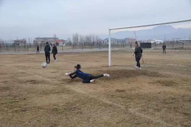 Yüksekova Spor Kadınlar 1. Ligi'nde Yenilgisiz Devam Ediyor