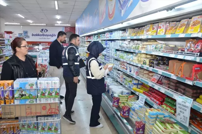 Niğde'de Zincir Marketlere Fiyat Denetimi Yapıldı