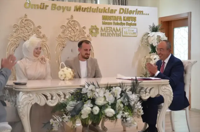 Konya'da 5 Mayıs 2025'te Nikah Kıydıran Çiftler Yoğunluk Oluşturdu