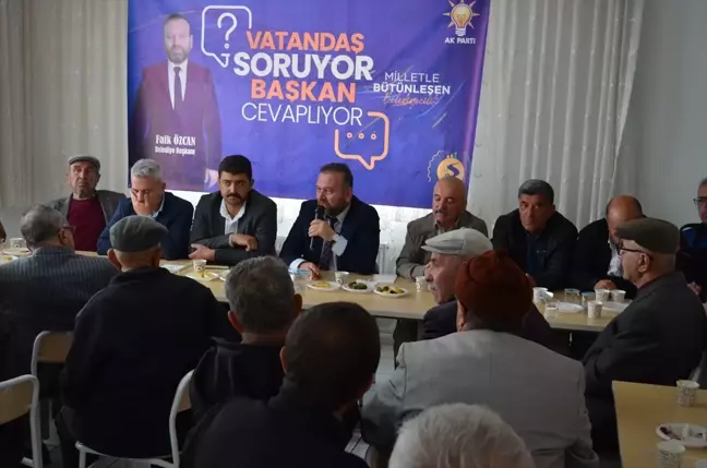 Başkan Özcan, Gümerdiğin Mahallesi'nde Vatandaşlarla Buluştu