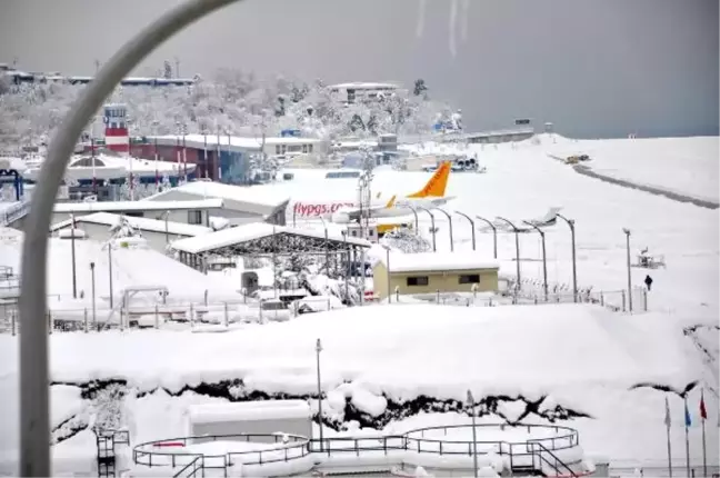 Trabzon'da Kar Yağışı Hayatı Olumsuz Etkiledi