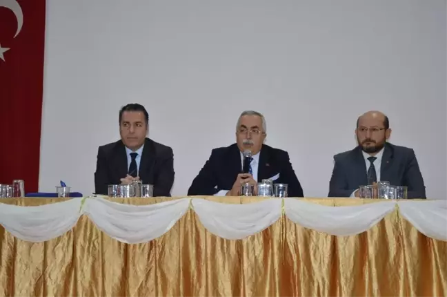 Niksar'da Muhtarlar Toplantısı