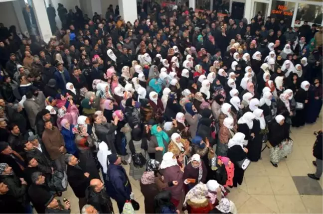 Ağrılı İşadamı 165 Kadını Umreye Gönderdi