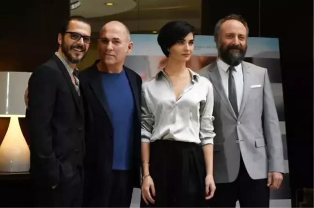 İstanbul Kırmızısı'nın İtalya Tanıtımı Yapıldı: James Bond'taki Gibi Kapalı Çarşı'yı Değil,...