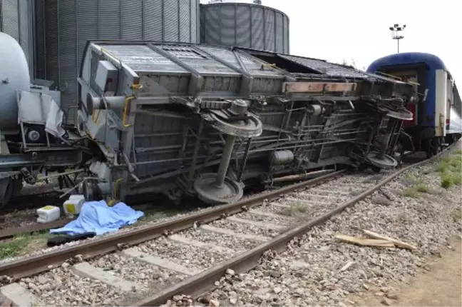 Kırıkkale'de İlaçlama Yapan Tren Vagonu Devrildi: 1 Ölü, 3 Yaralı