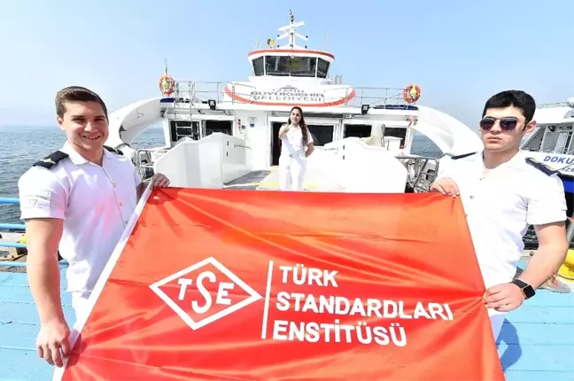 İzdeniz'de Gurur Günü